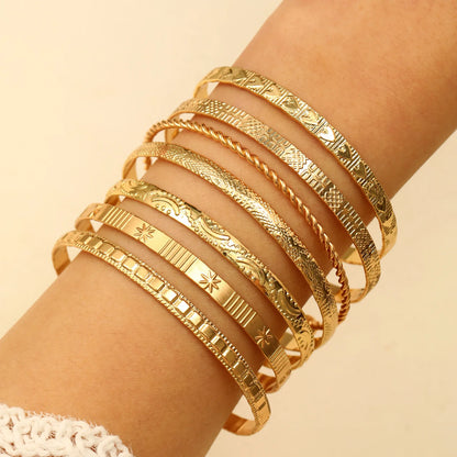 7pcs / set retro gold    Bracelet fashion.