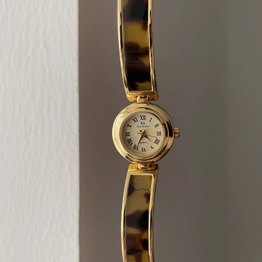 Fashion minimalist luxury gold disc with quartz watch for women. 1piece.