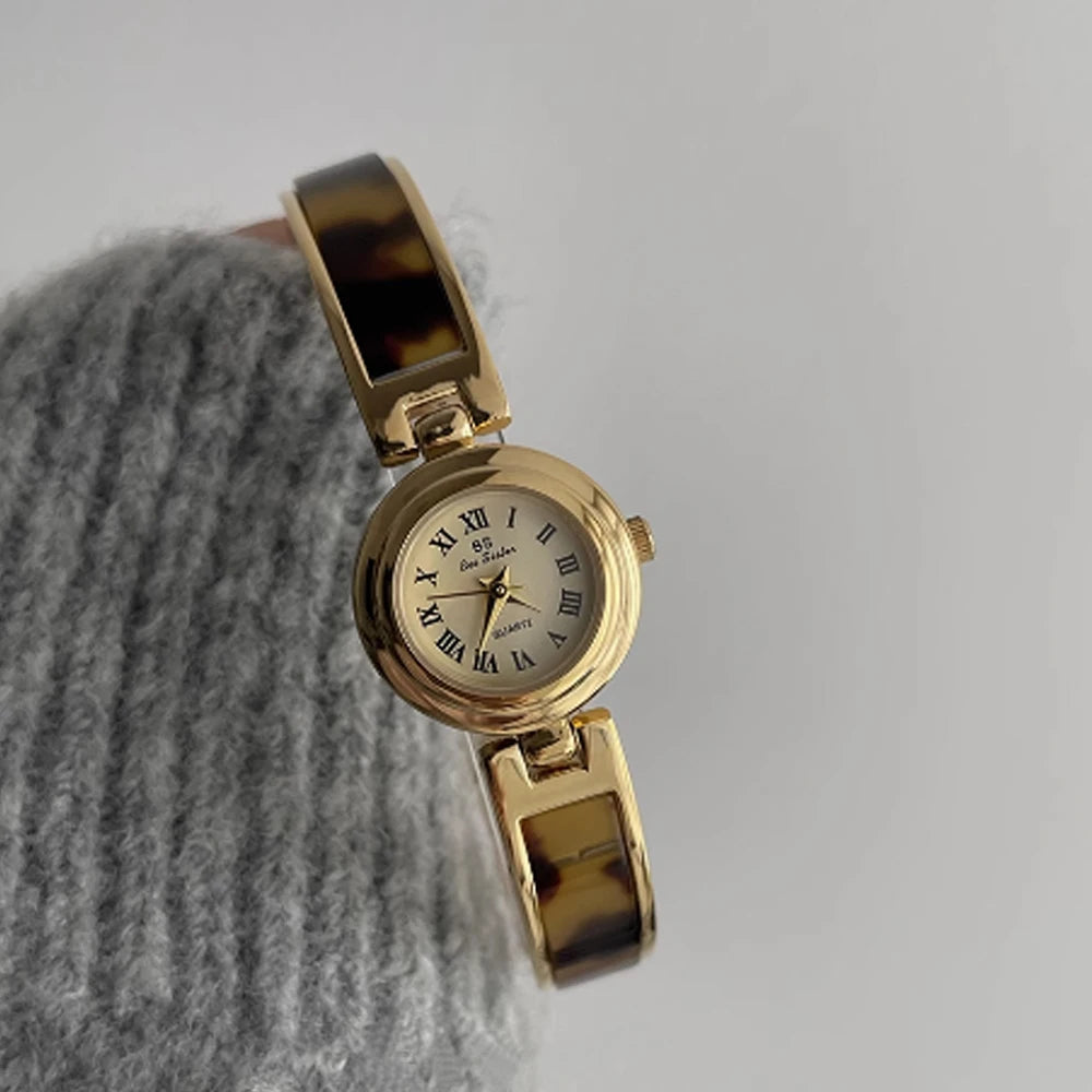 Fashion minimalist luxury gold disc with quartz watch for women. 1piece.