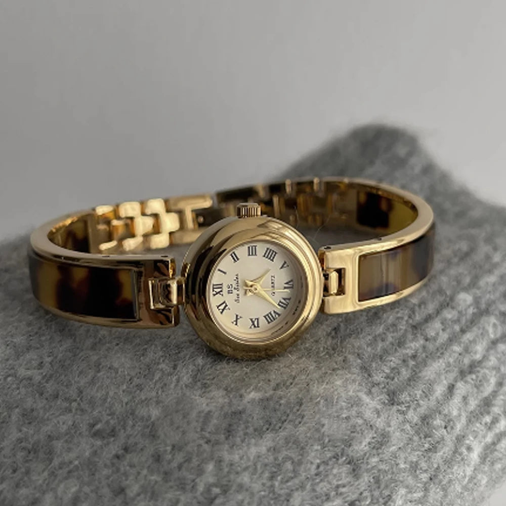 Fashion minimalist luxury gold disc with quartz watch for women. 1piece.