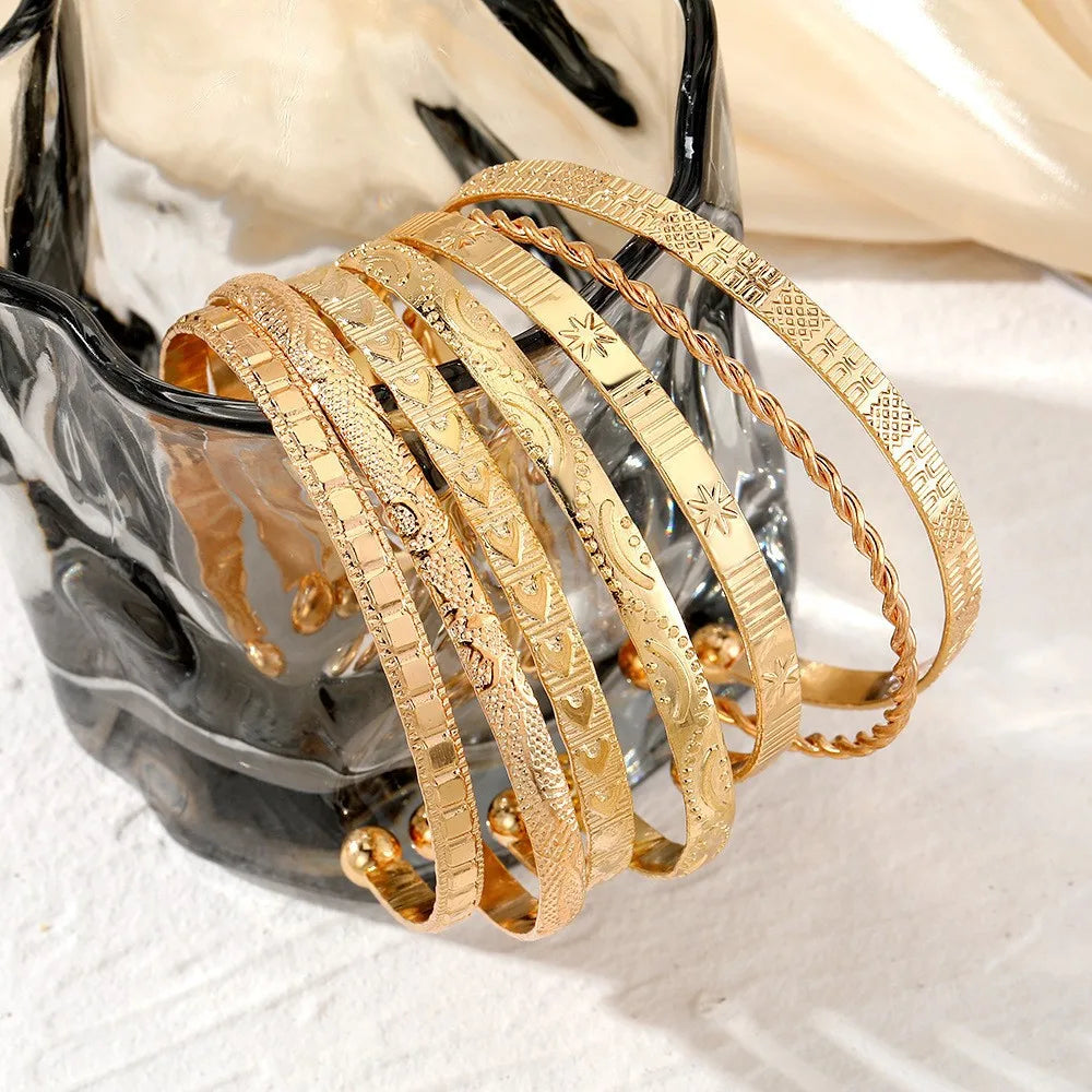 7pcs / set retro gold    Bracelet fashion.