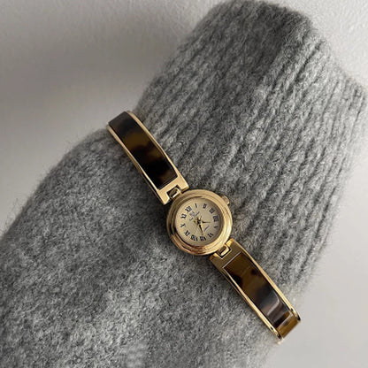 Fashion minimalist luxury gold disc with quartz watch for women. 1piece.